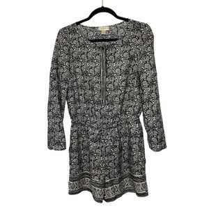 Ann Taylor LOFT Petites Blue and White Paisley Romper